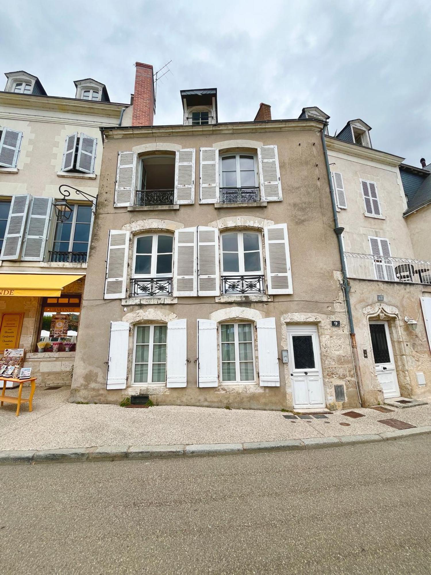 La Place Du Chateau - Vue Exceptionnelle Sur Le Chateau De บลัวส์ ภายนอก รูปภาพ